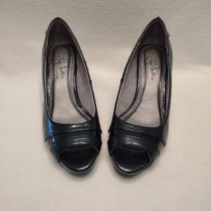 lifestride teas black tess heals